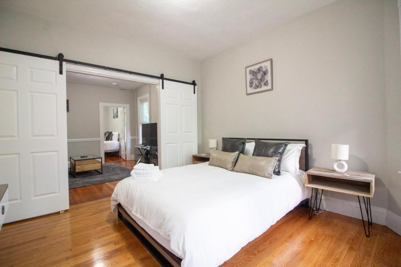 2 Bedroom Condo Close To Boston And Cambridge With Free Parkings Εξωτερικό φωτογραφία