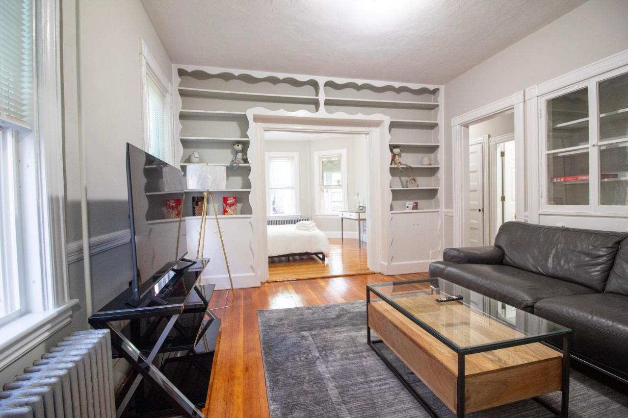 2 Bedroom Condo Close To Boston And Cambridge With Free Parkings Εξωτερικό φωτογραφία
